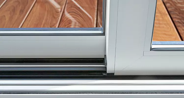 Patio Doors Leaking Water Issue Repair Services in Clearwater, FL
