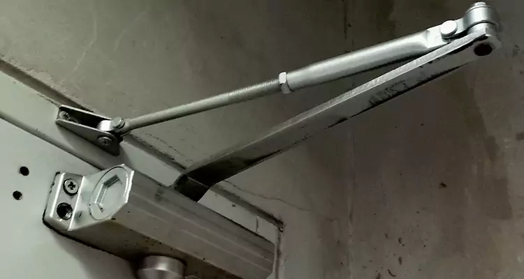 Door Closer Parallel Arm Installation in Clearwater, FL